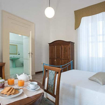 Palazzo Scarciglia - Dimora D'Epoca Bed and Breakfast Minervino di Lecce Zewnętrze zdjęcie