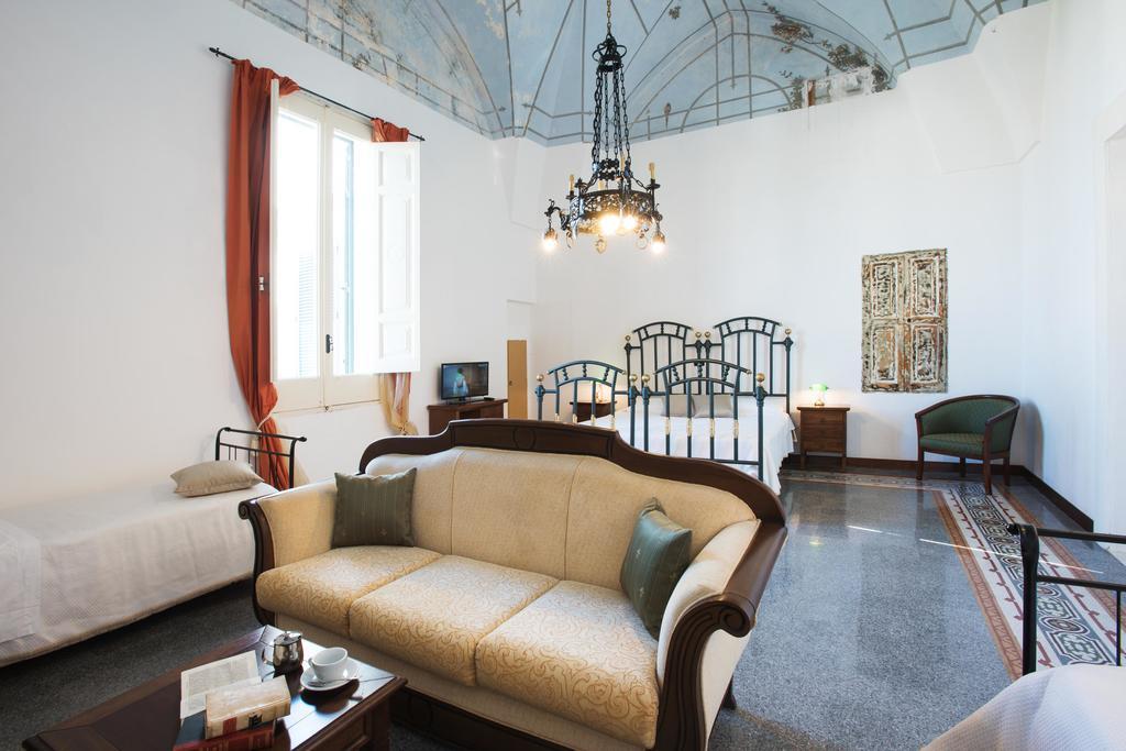 Palazzo Scarciglia - Dimora D'Epoca Bed and Breakfast Minervino di Lecce Zewnętrze zdjęcie