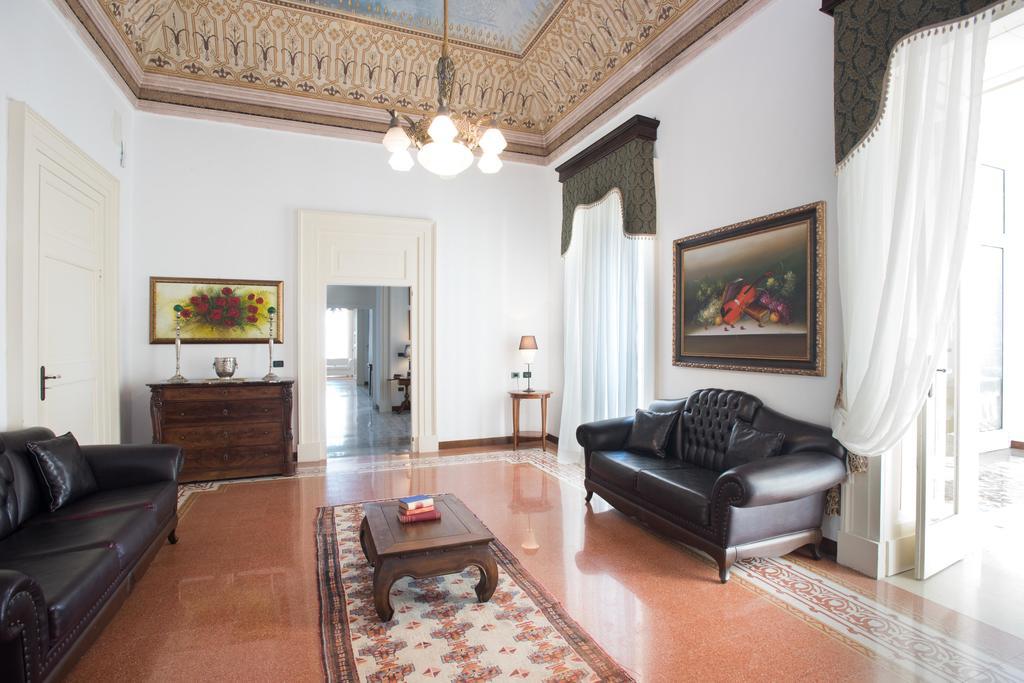 Palazzo Scarciglia - Dimora D'Epoca Bed and Breakfast Minervino di Lecce Zewnętrze zdjęcie